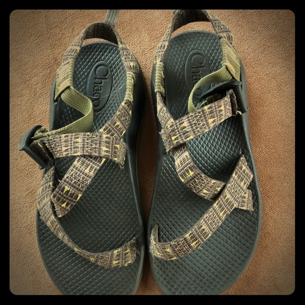 Kids Chaco sandals size 4